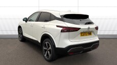 Nissan Qashqai 1.3 DiG-T MH N-Connecta 5dr Petrol Hatchback